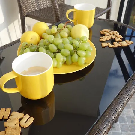 Horizon Lu By The Sea Apartmán *